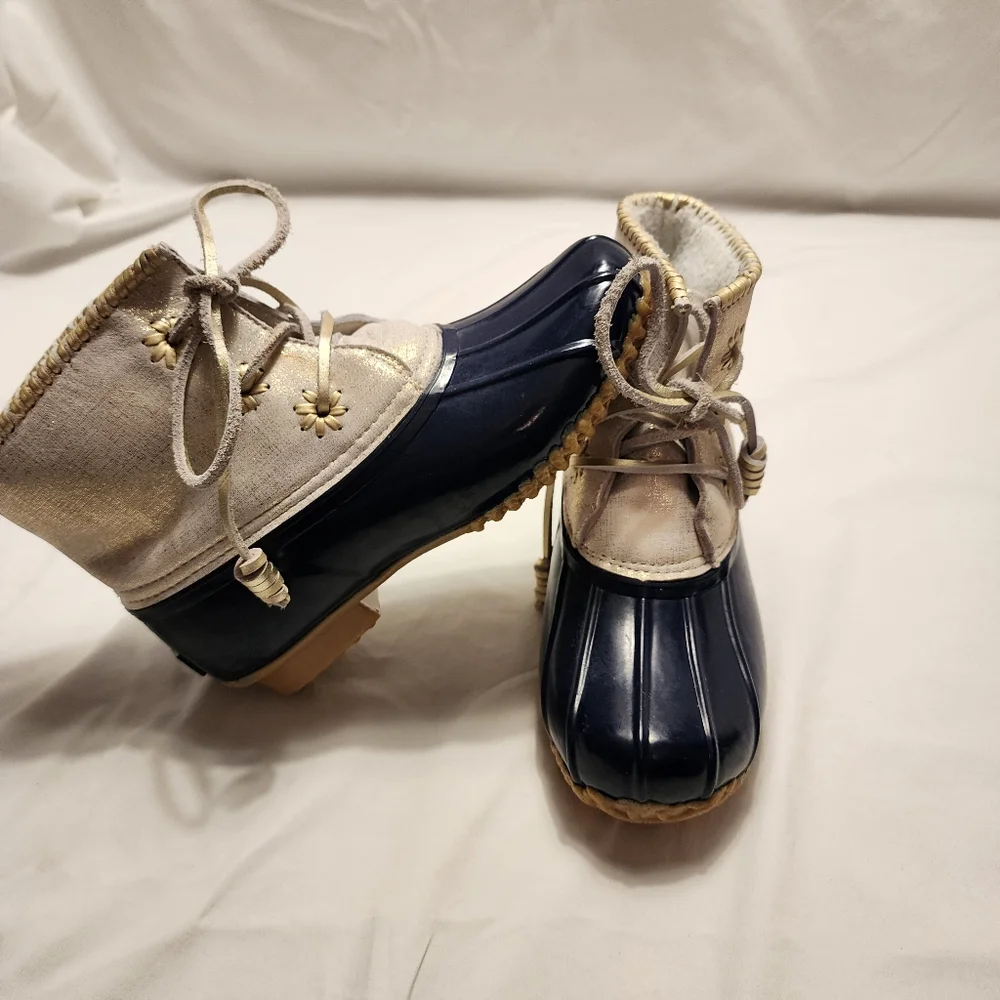 Women's Navy and Cream‎ Winter Boots